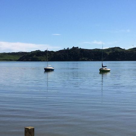 Harbourview52 Bed and Breakfast Raglan Exteriör bild